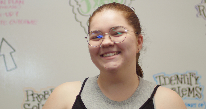 Photo of peer counselor Kaitlyn.